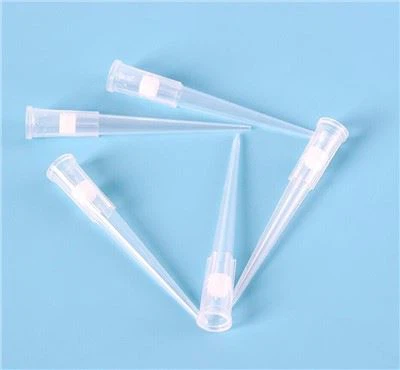 Pitette Tips spiegeln die Oberfläche